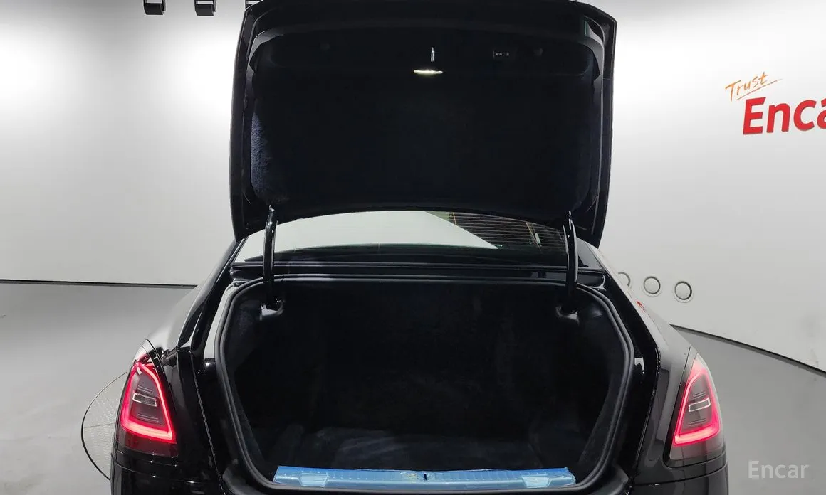Rolls-Royce Ghost 2020 6.7 V12 Black Badge