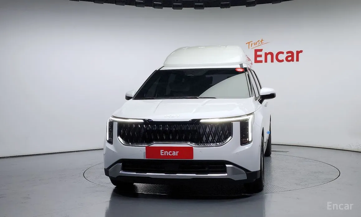 Kia Carnival 2023 HEV 9-Seater Hi-Limousine (Special vehicle)