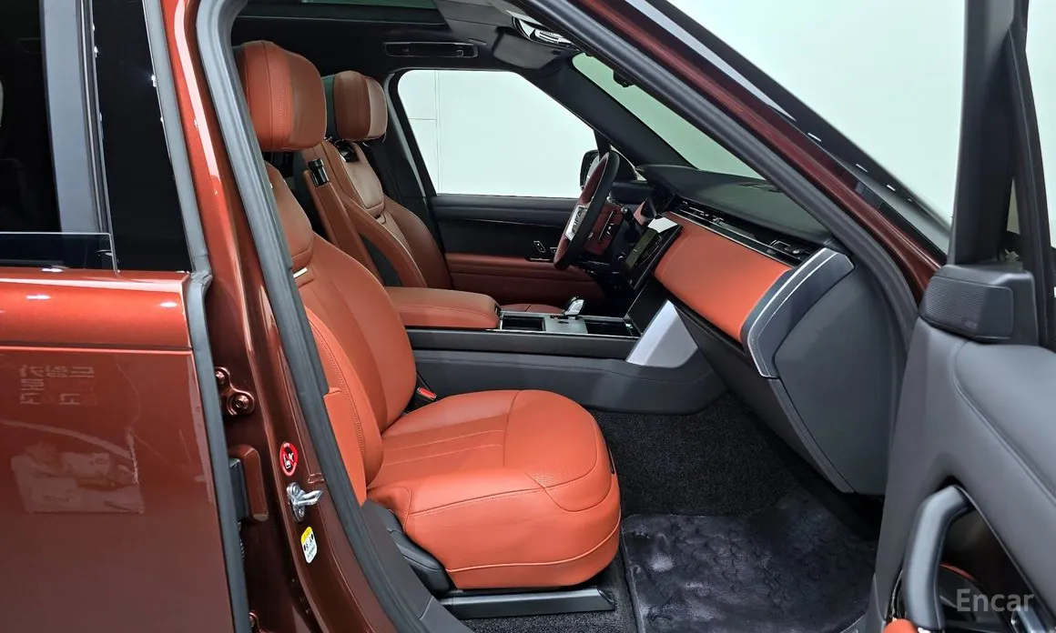Land Rover Range Rover 2022 P615 SV LWB