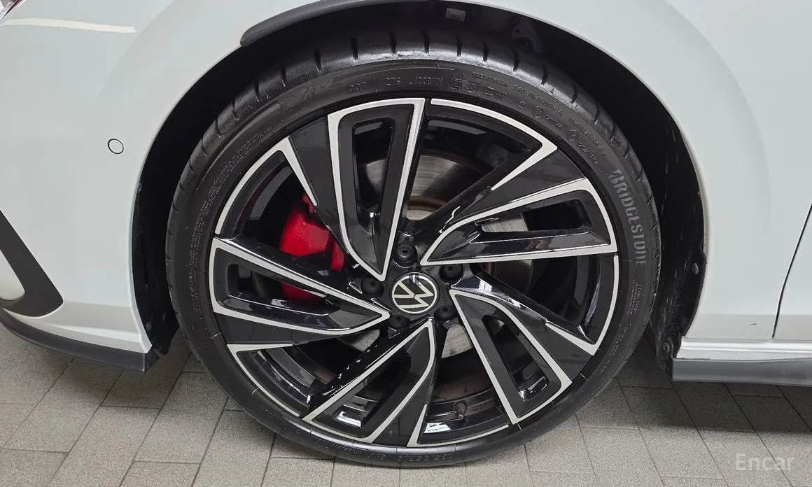 Volkswagen Golf 2022 2.0 GTI