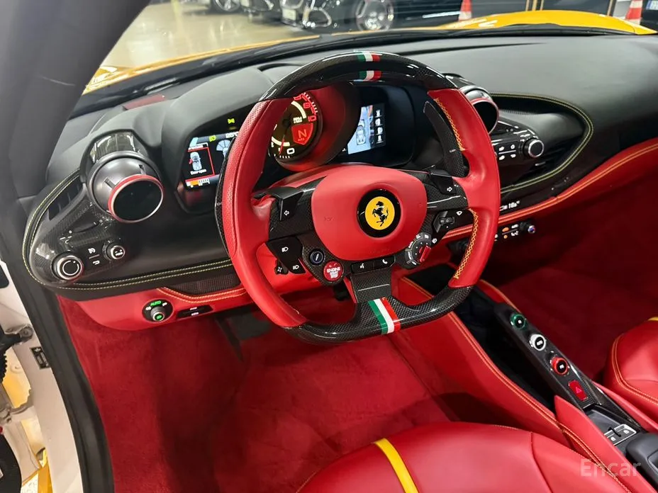 Ferrari F8 2019 3.9 V8