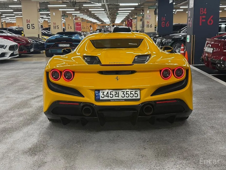 Ferrari F8 2019 3.9 V8
