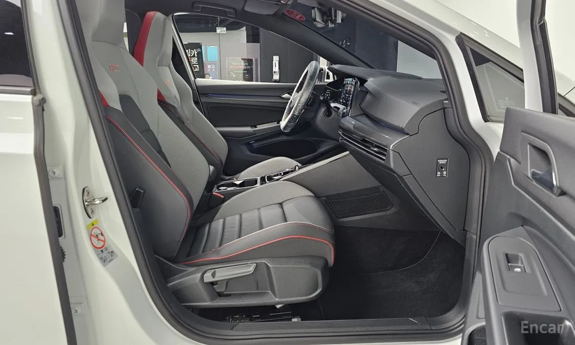 Volkswagen Golf 2022 2.0 GTI