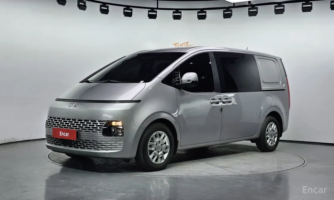 Hyundai Staria 2021 Cargo 5-Seater