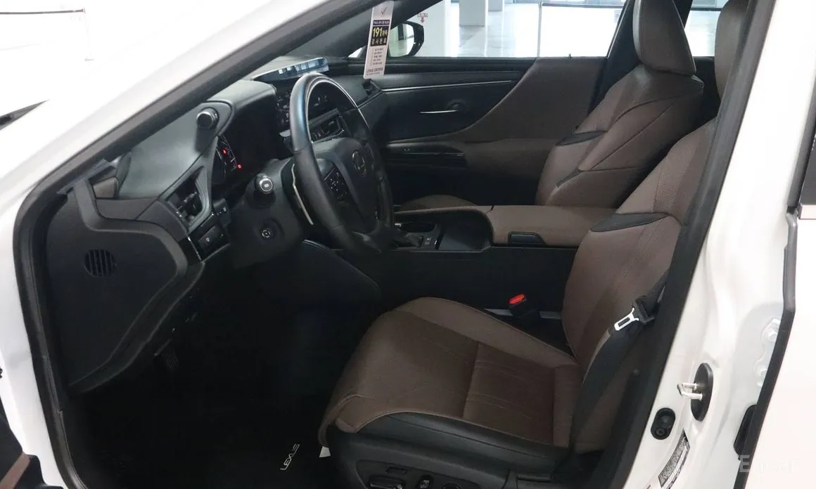 Lexus ES 2018 Luxury Plus