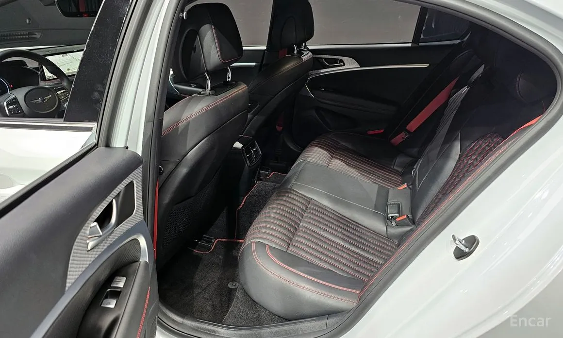 Genesis G70 2022 Gasoline 2.0T 2WD