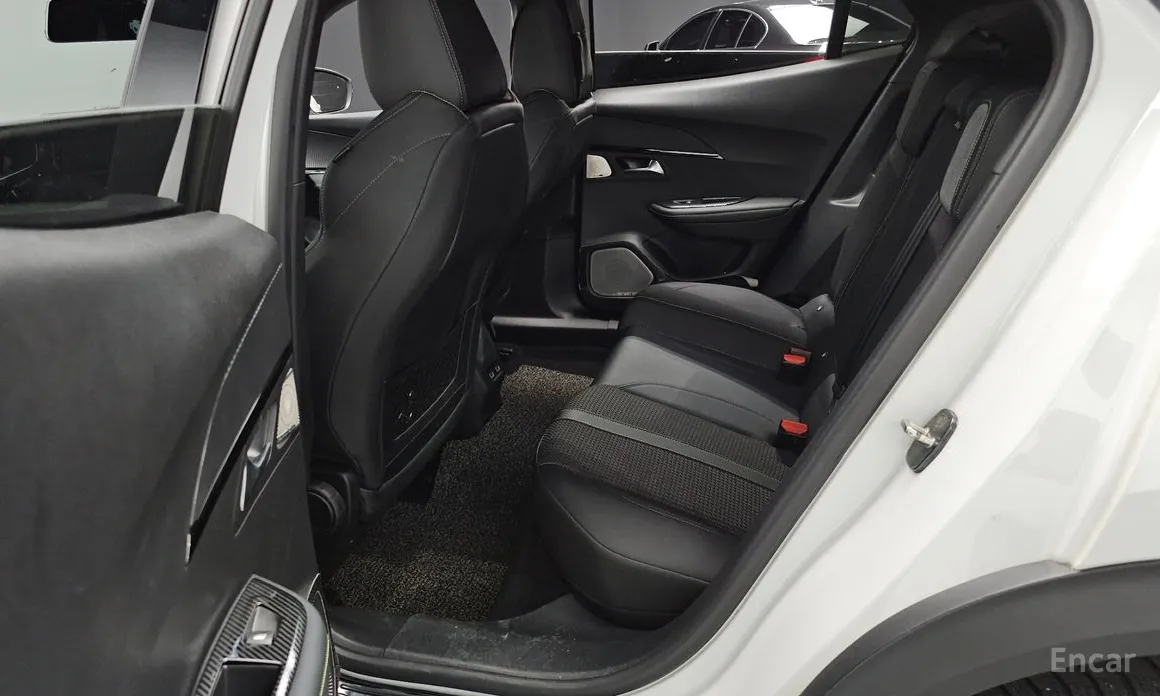 Peugeot 2008 2020 EV GT