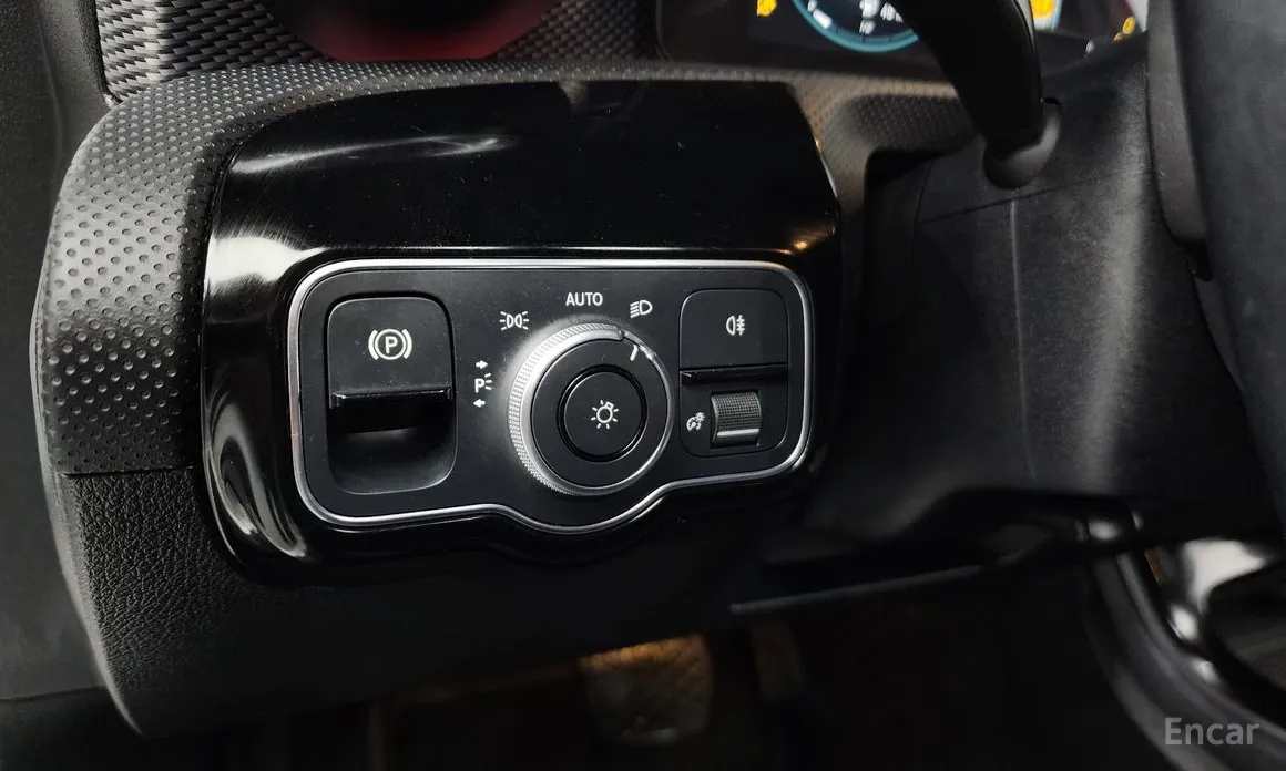 Mercedes-Benz A-Class 2019 A250 4MATIC Sedan