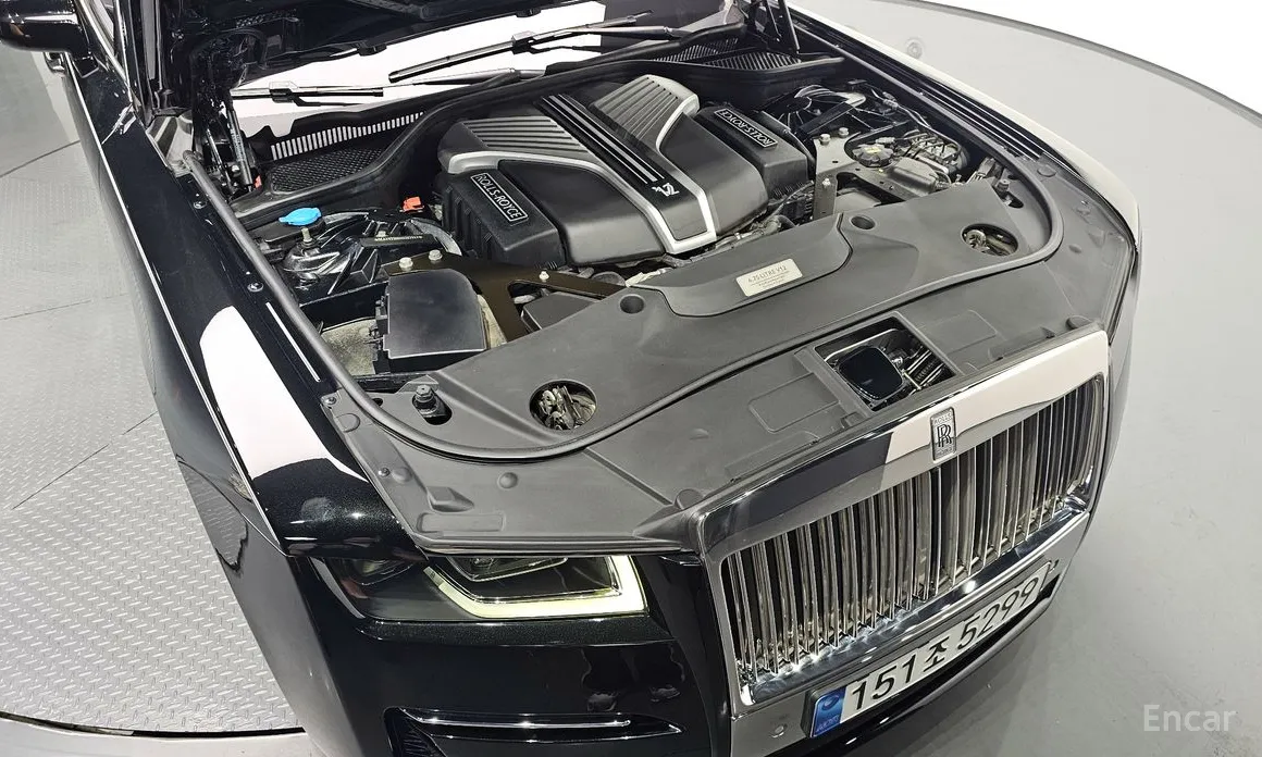 Rolls-Royce Ghost 2020 6.7 EWB V12