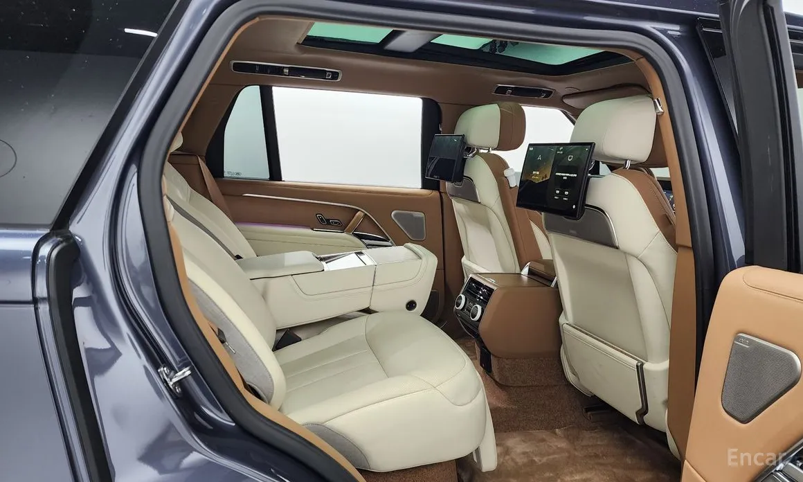 Land Rover Range Rover 2022 P615 SV LWB