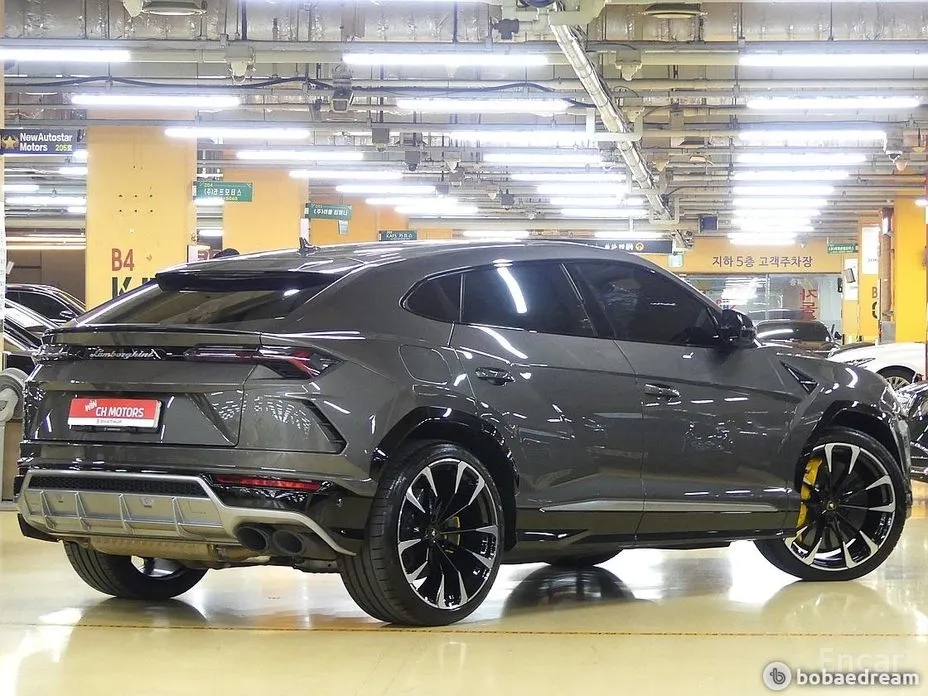 Lamborghini Urus 2018 4.0 V8