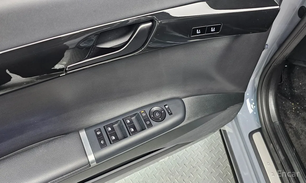 Hyundai Grandeur 2022 Exclusive