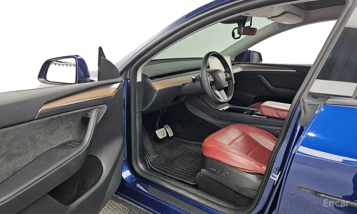 Tesla Model Y 2020 Performance