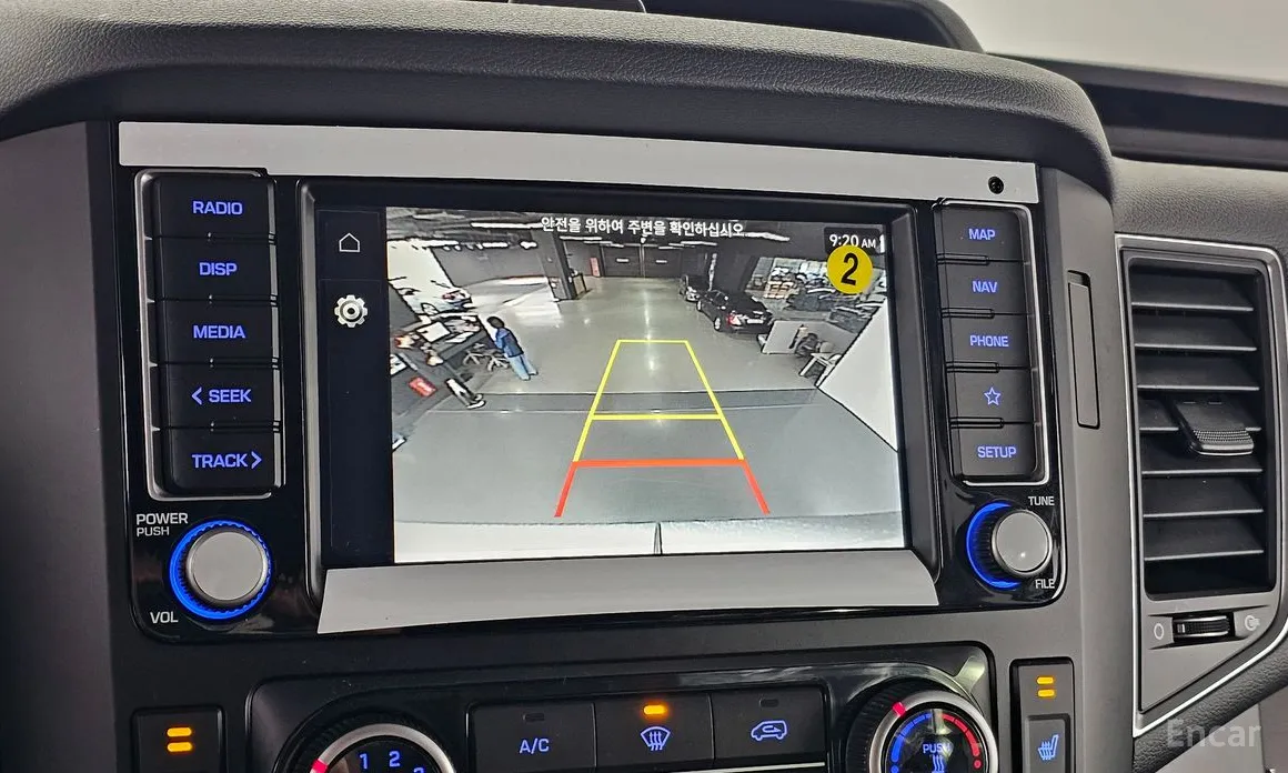 Hyundai Solati 2015 15-seater