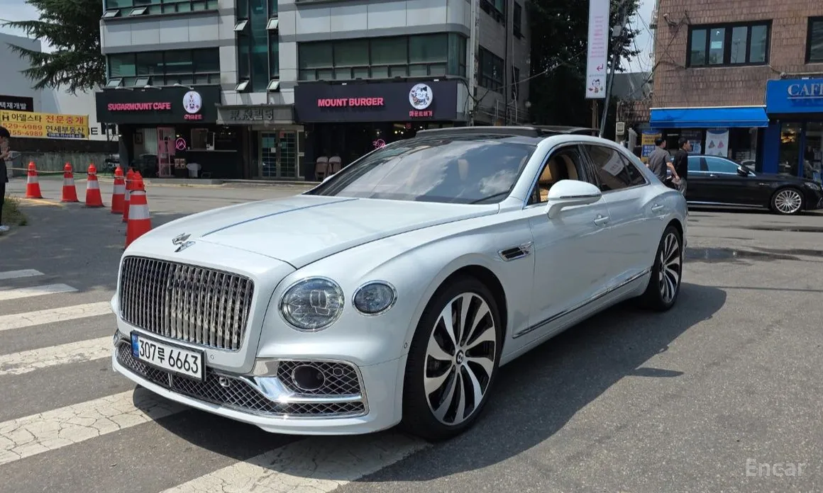 Bentley Flying Spur 2020 4.0