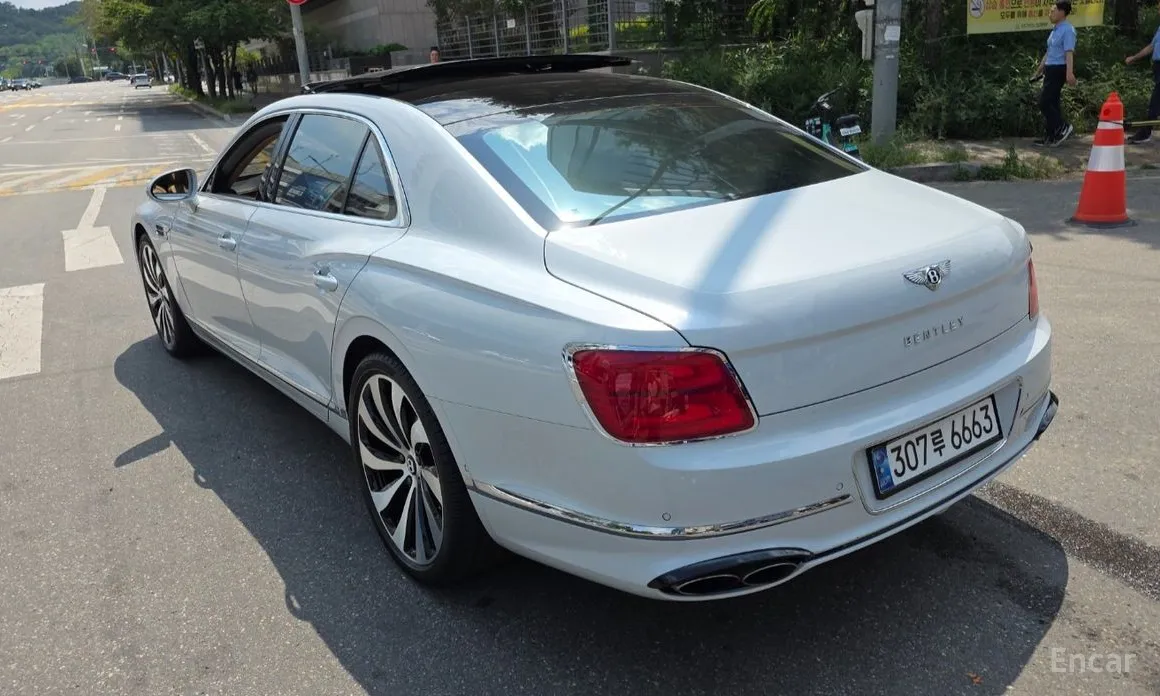 Bentley Flying Spur 2020 4.0