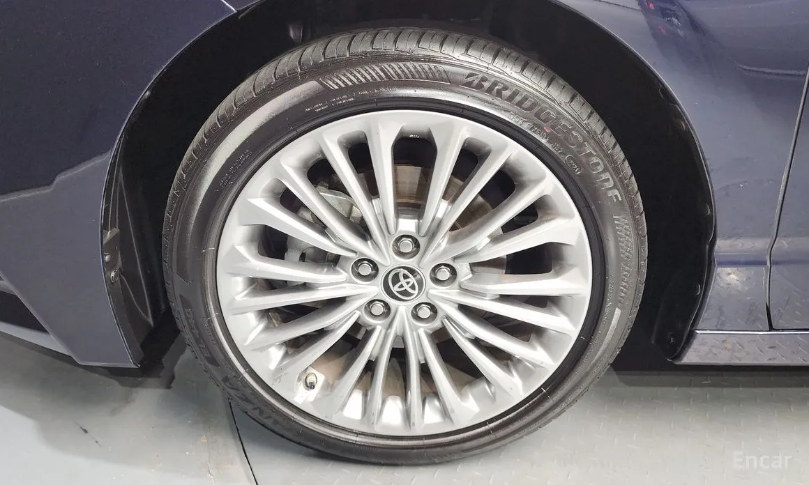 Toyota Avalon 2018 2.5 Hybrid