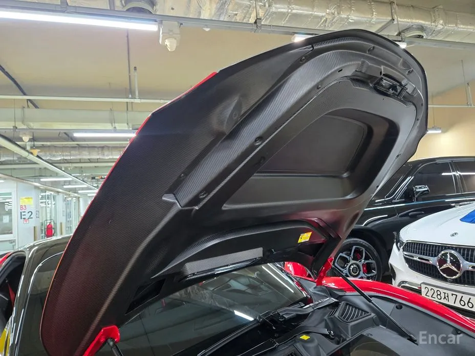 Ferrari SF90 2020 4.0