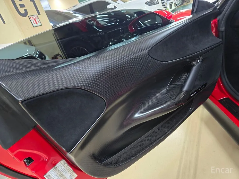 Ferrari SF90 2020 4.0