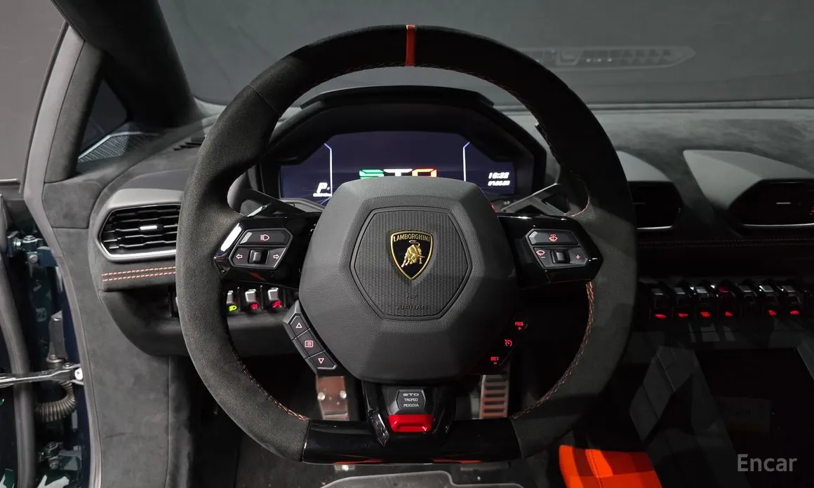 Lamborghini Huracan 2014 LP640-2 STO