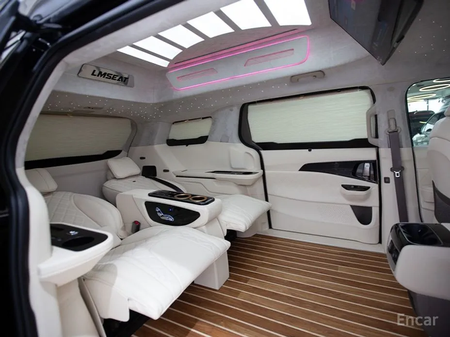 Kia Carnival 2020 9-Seater Hi-Limousine(Special Vehicle)