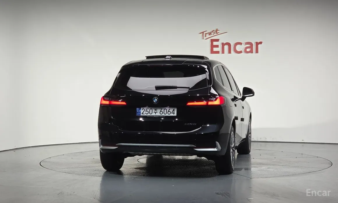 BMW 2 Series 2022 220i Luxury