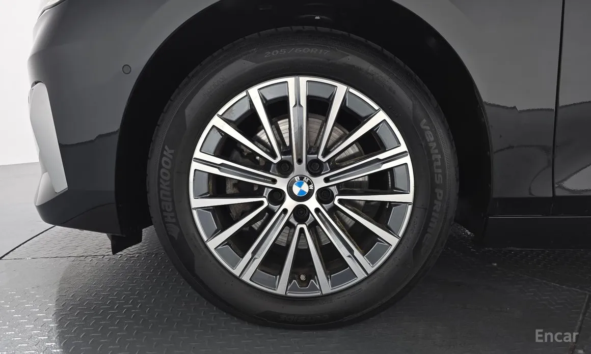 BMW 2 Series 2022 220i Luxury