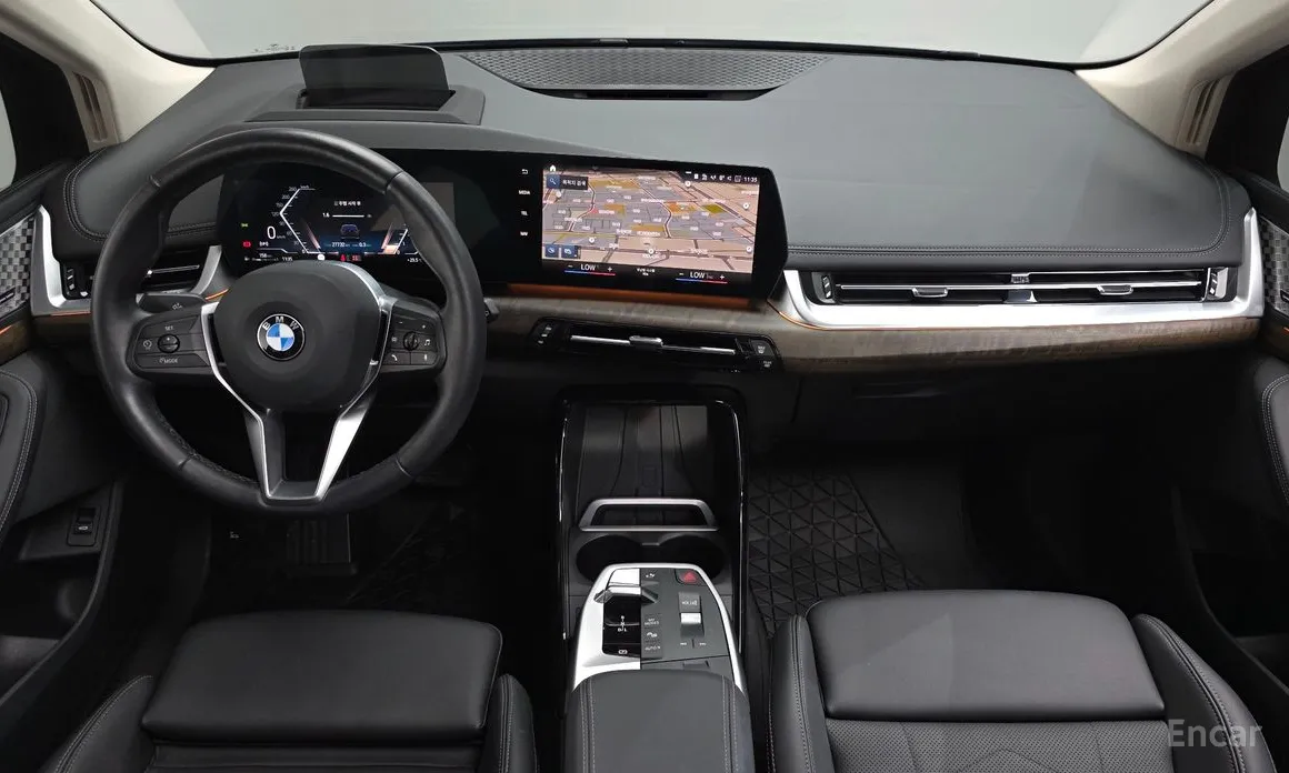 BMW 2 Series 2022 220i Luxury