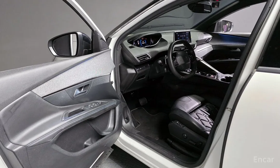 Peugeot 3008 2017 1.2 Pure Tech Allure