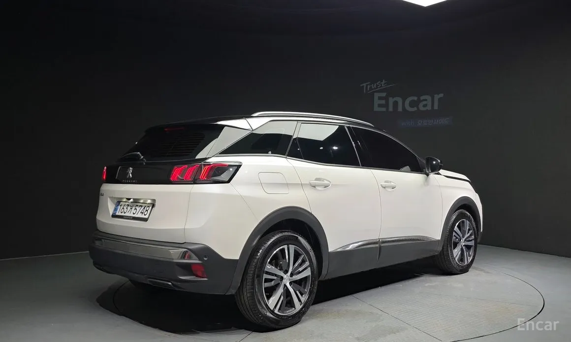 Peugeot 3008 2017 1.2 Pure Tech Allure