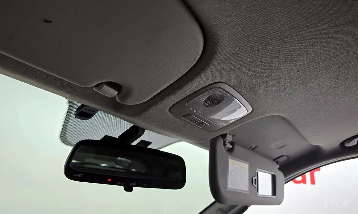 Hyundai Starex 2017 Van 3-Seater