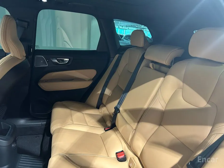 Volvo XC60 2017 T8 Ultra Bright