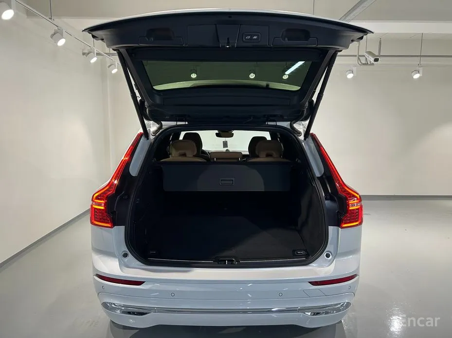 Volvo XC60 2017 T8 Ultra Bright