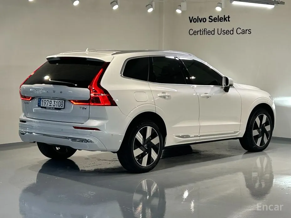 Volvo XC60 2017 T8 Ultra Bright