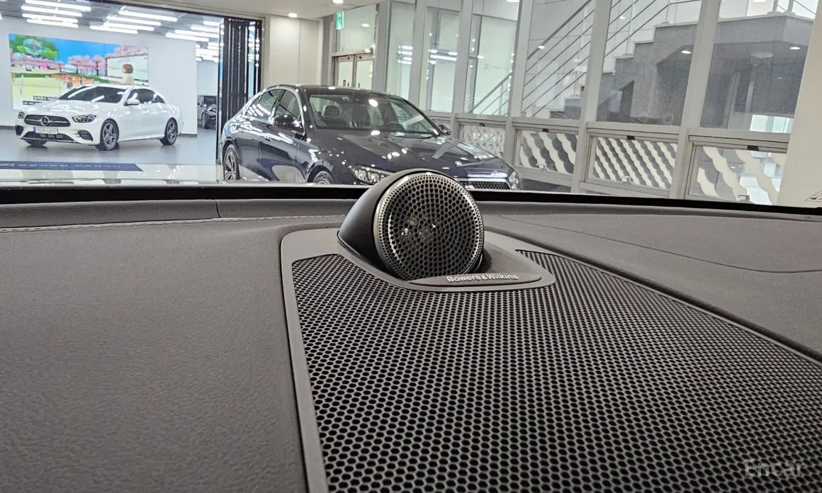 Volvo XC60 2017 T8 Ultra Bright