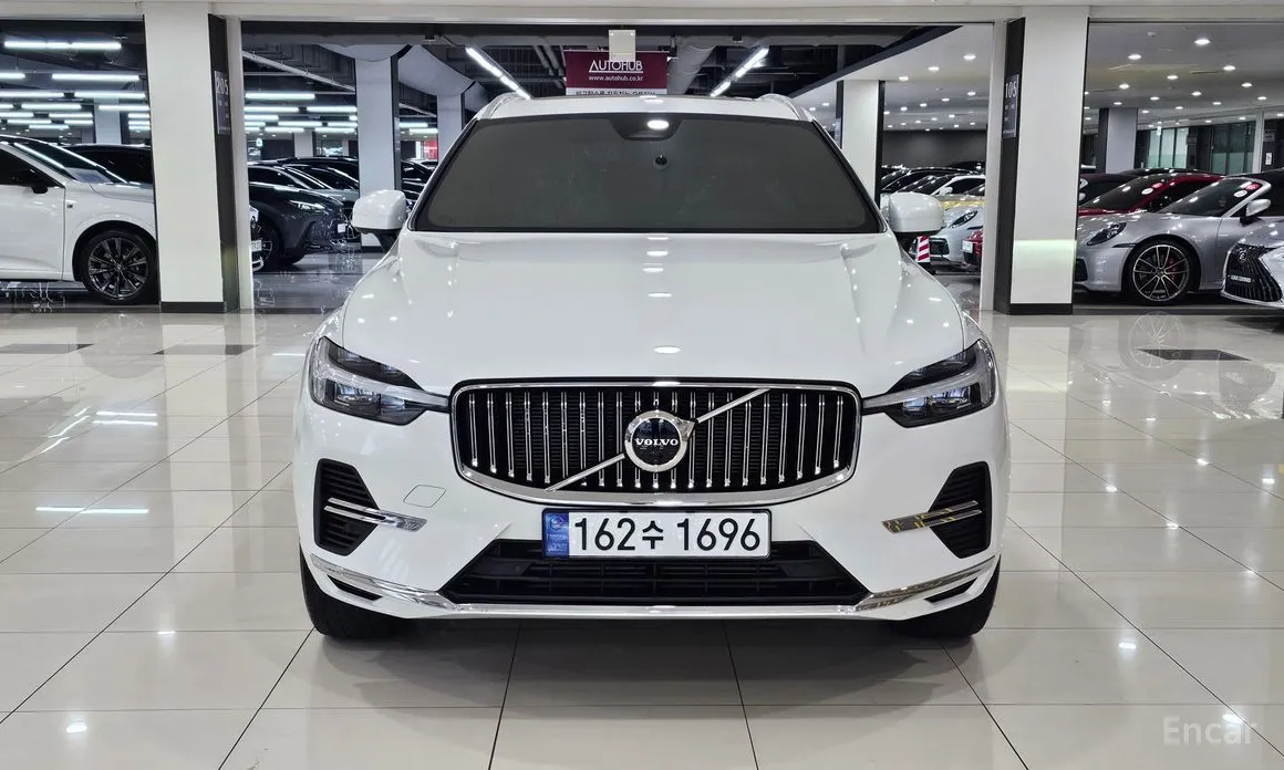 Volvo XC60 2017 T8 Ultra Bright