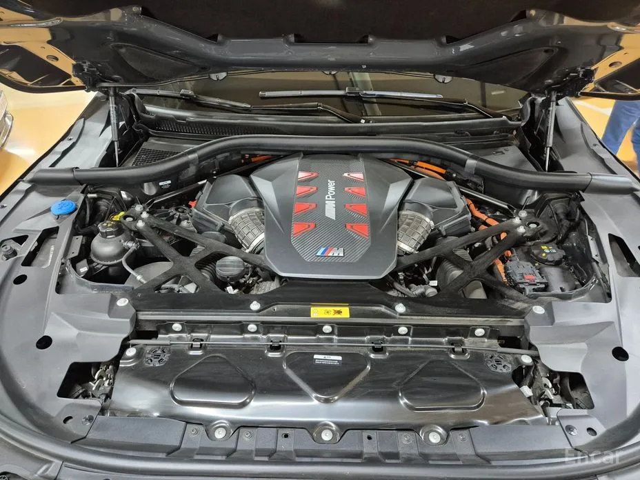 BMW XM 2023 4.4