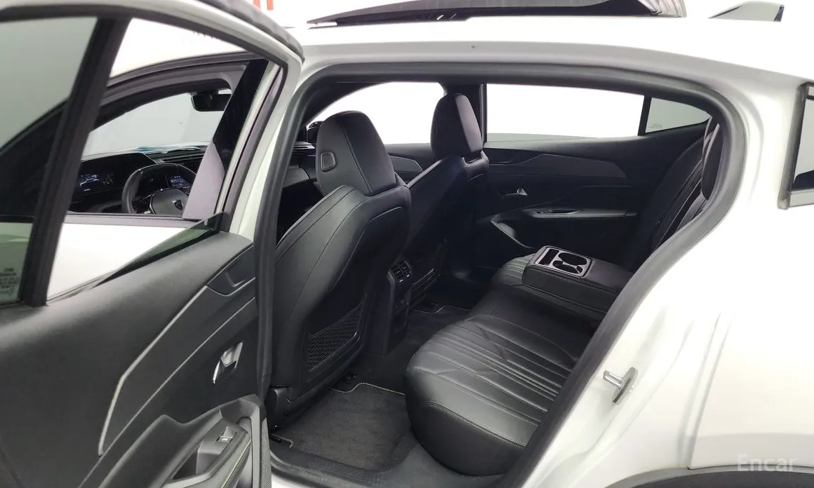 Peugeot 408 2023 1.2 Pure Tech GT