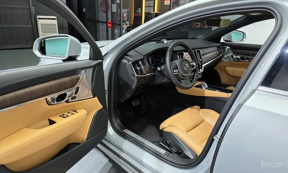 Volvo S90 2016 B6 AWD Ultra Bright