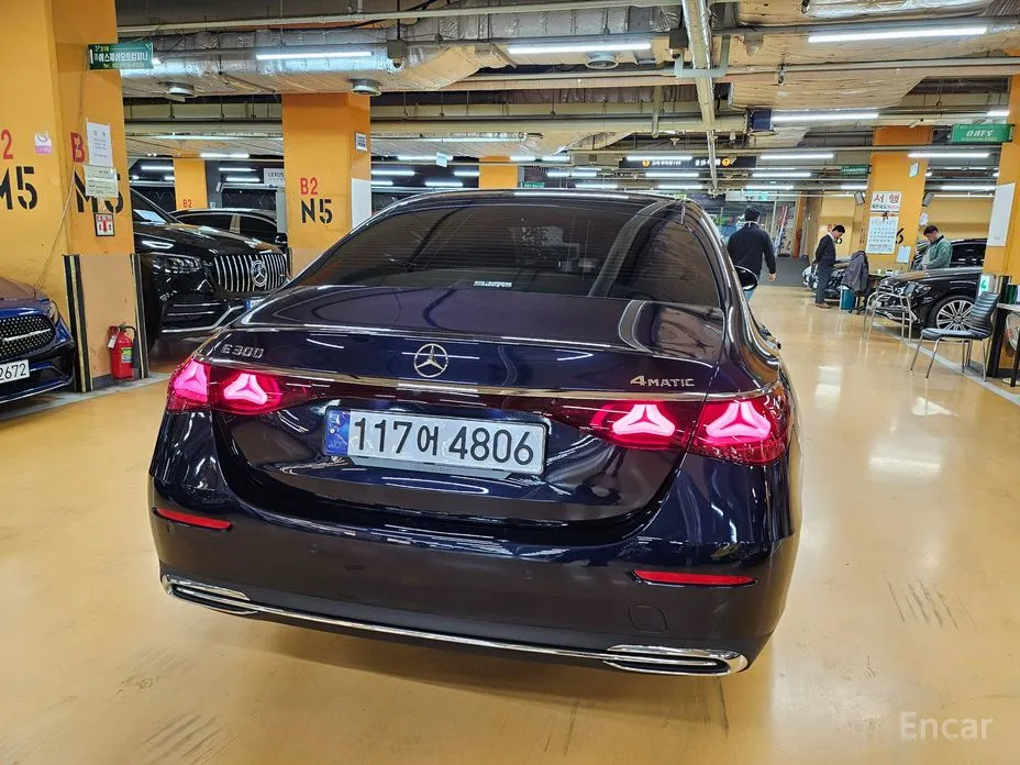 Mercedes-Benz E-Class 2024 E300 4MATIC Exclusive
