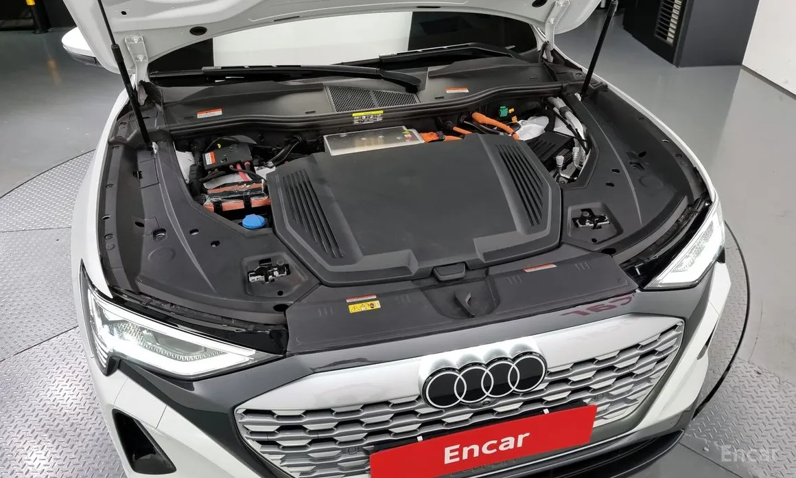 Audi Q8 e-tron 2024 55 Quattro