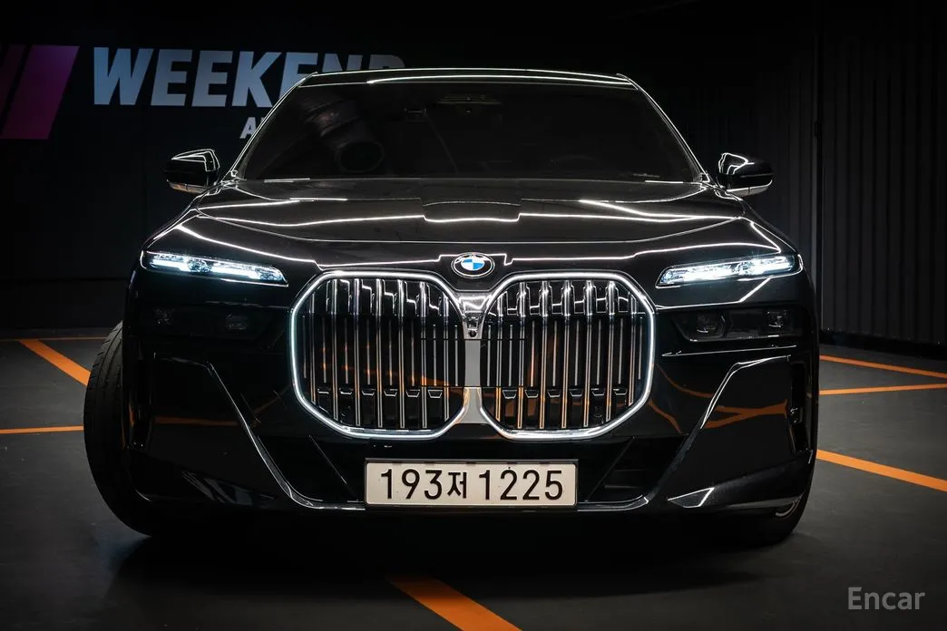 BMW 7 Series 2022 740d xDrive M Sport