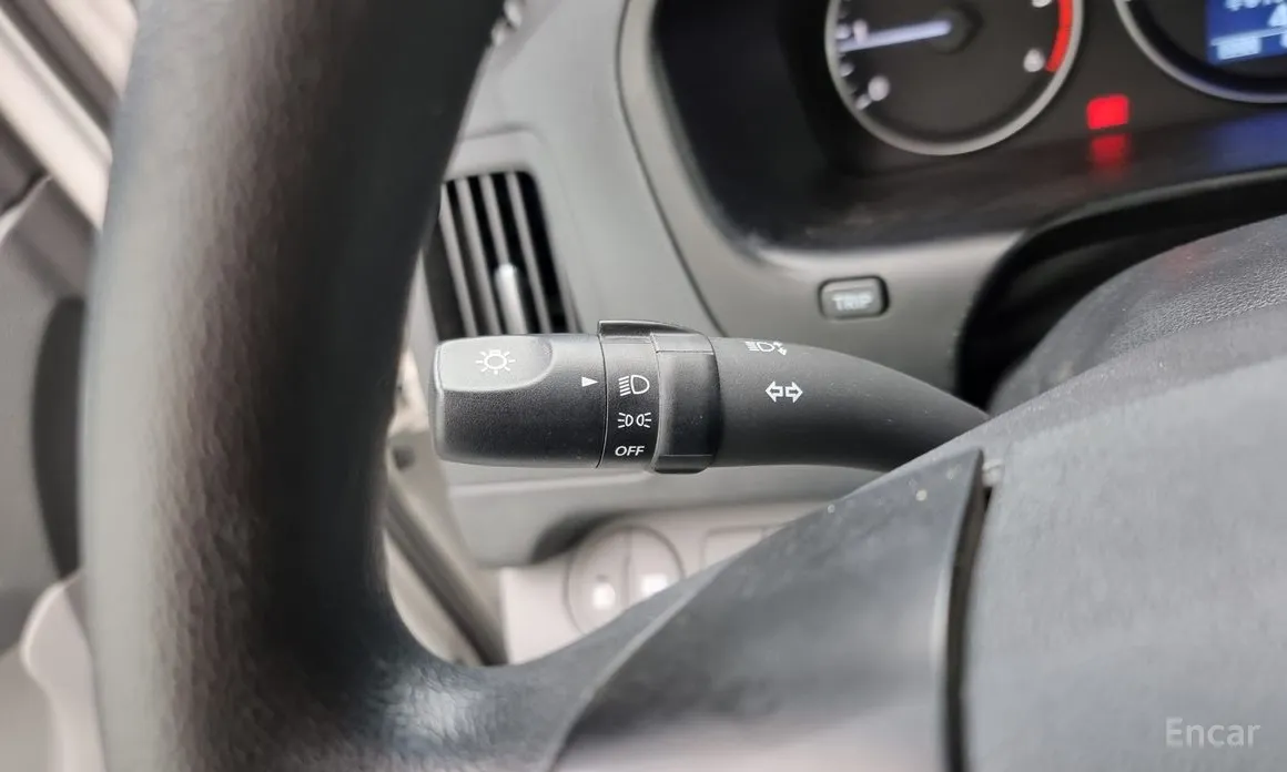 Hyundai Starex 2017 Van 3-Seater