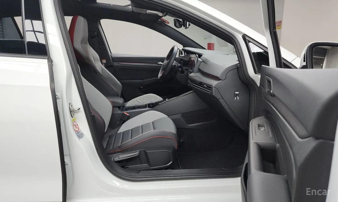 Volkswagen Golf 2022 2.0 GTI