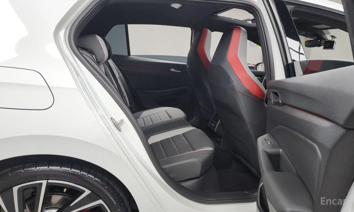 Volkswagen Golf 2022 2.0 GTI