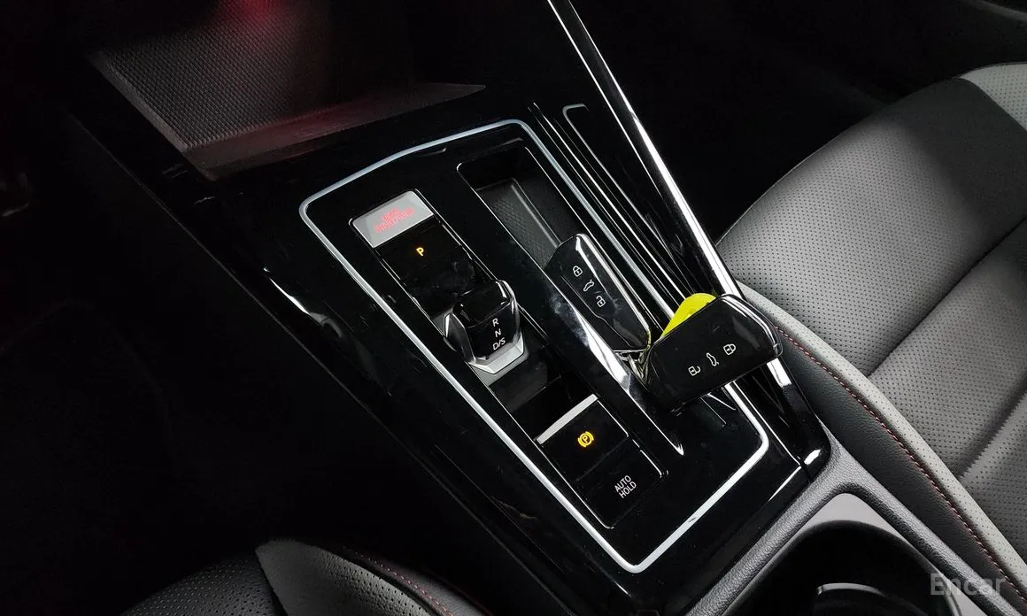 Volkswagen Golf 2022 2.0 GTI