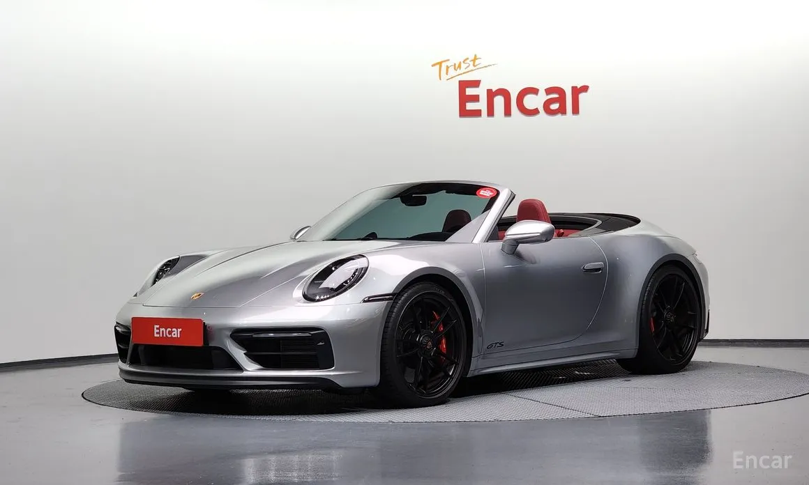 Porsche 911 2019 Carrera 4 GTS Cabriolet