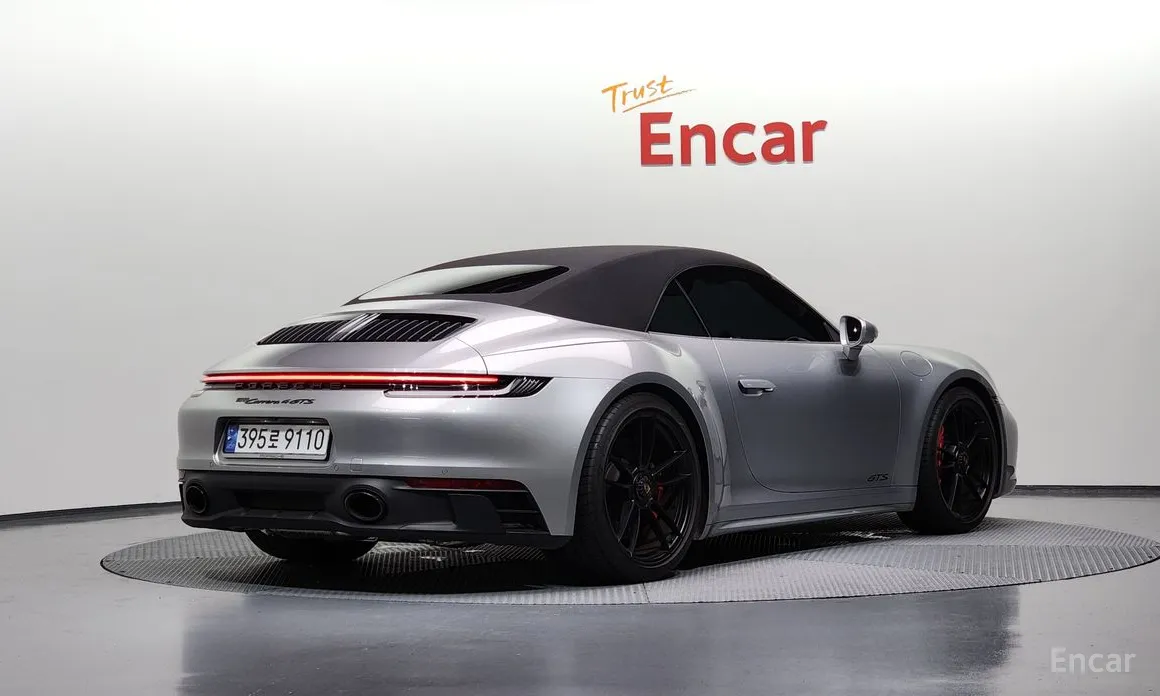 Porsche 911 2019 Carrera 4 GTS Cabriolet