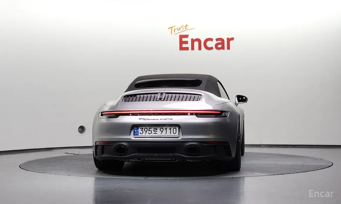 Porsche 911 2019 Carrera 4 GTS Cabriolet