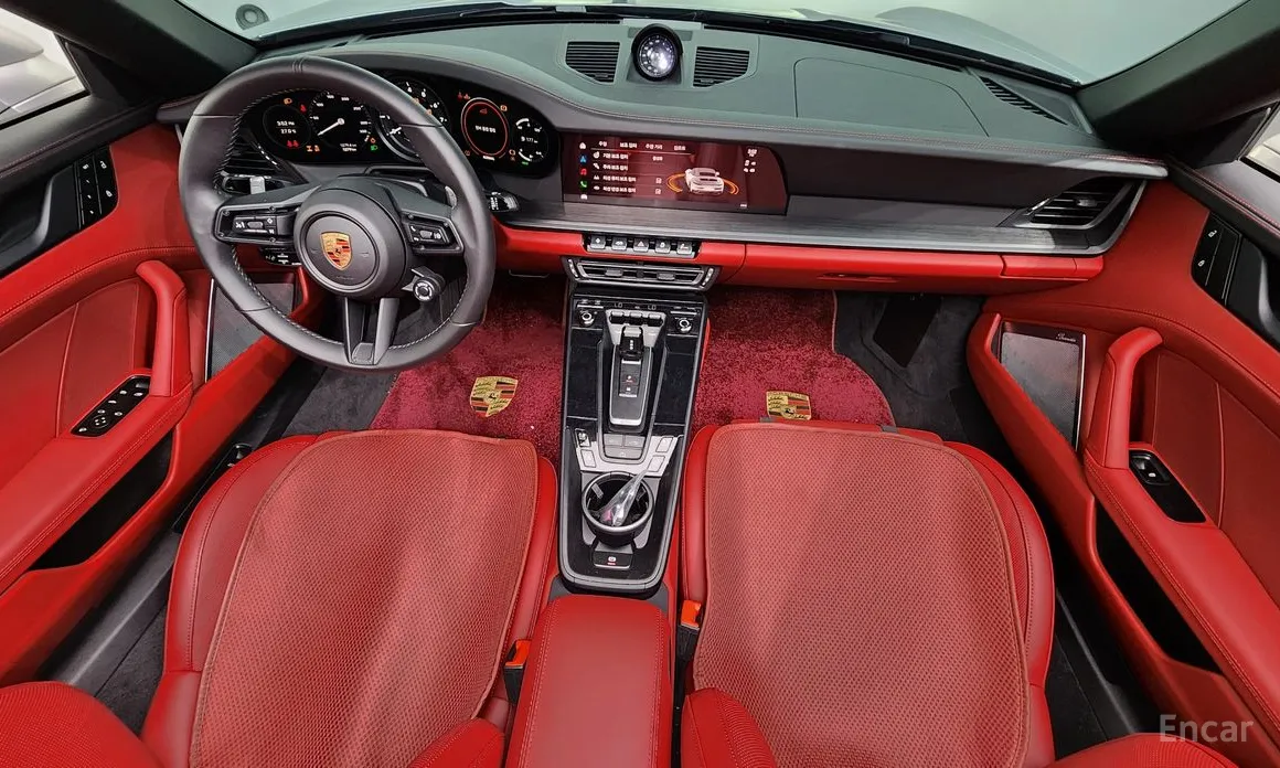 Porsche 911 2019 Carrera 4 GTS Cabriolet